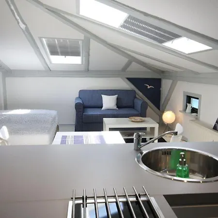 Warnemuende Klippe 38559 In Der Rostocker Str *