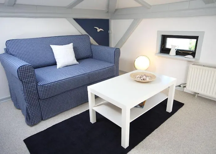 Warnemuende Klippe 38559 In Der Rostocker Str